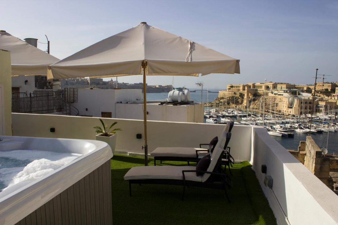 Bebirgu Palazzino Luxury 2 Jacuzzi To Share Apartment Екстериор снимка